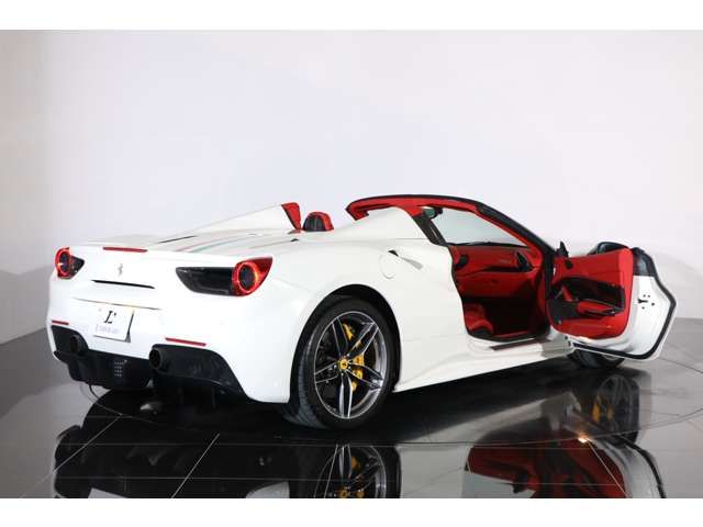 FERRARI FERRARI 488SPIDER 2018