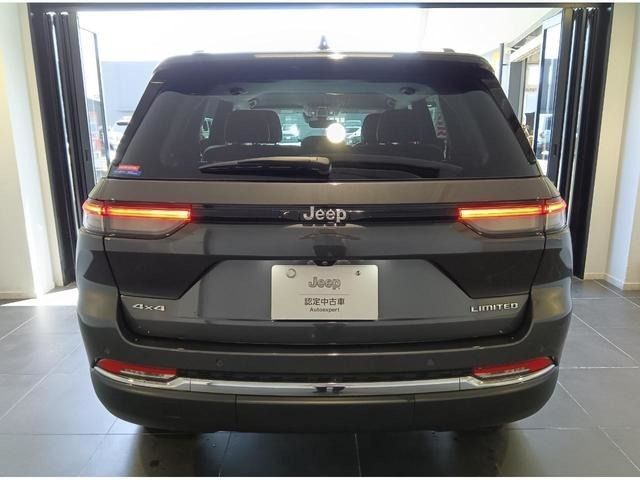 JEEP JEEP GRAND CHEROKEE 2023