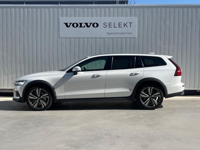 VOLVO VOLVO V60 CROSS COUNTRY 2021