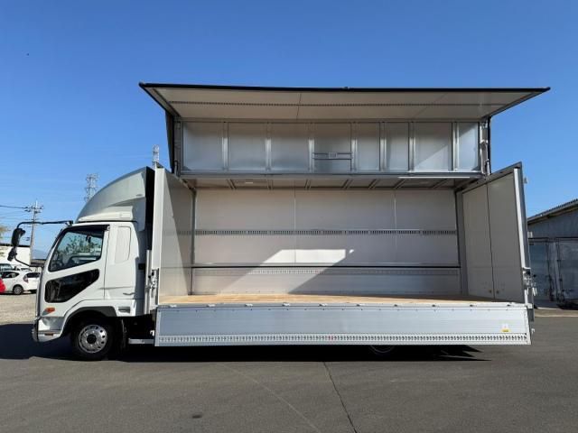 MITSUBISHI FUSOU FIGHTER 2025