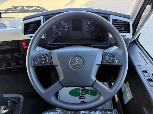 MITSUBISHI FUSOU FIGHTER 2025