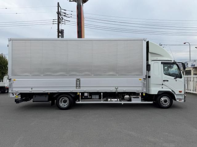 MITSUBISHI FUSOU FIGHTER 2025