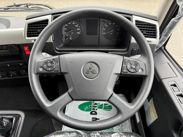 MITSUBISHI FUSOU FIGHTER 2025