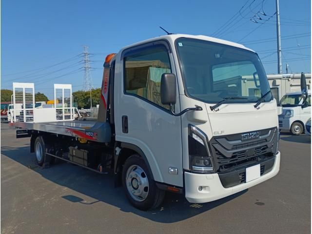 ISUZU ELF 2025
