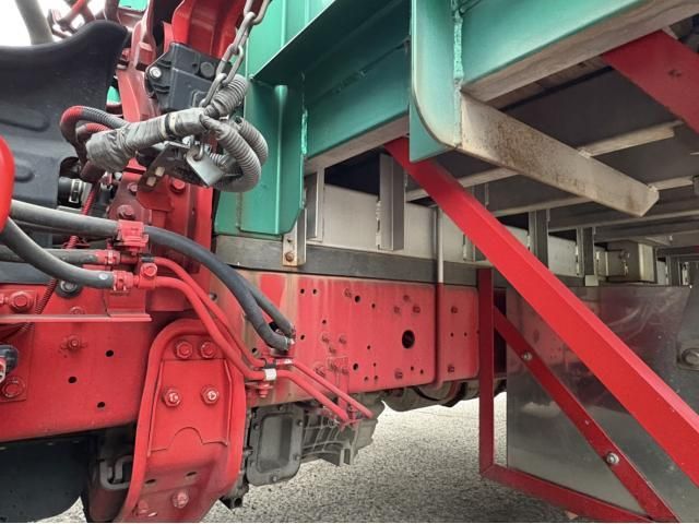 MITSUBISHI FUSOU FIGHTER 2016