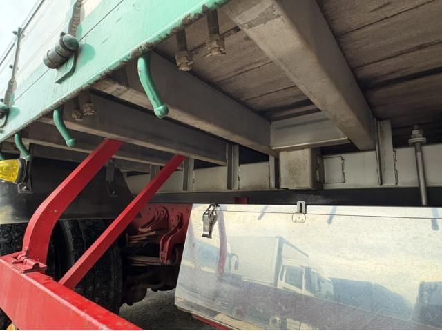 MITSUBISHI FUSOU FIGHTER 2016