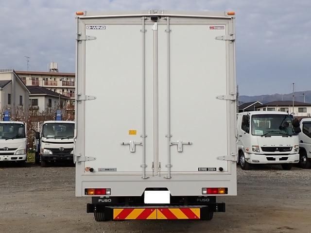 MITSUBISHI CANTER 2024