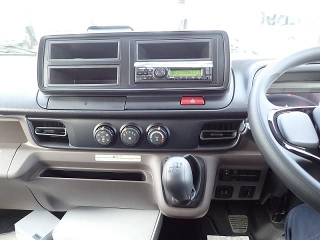 MITSUBISHI CANTER 2024