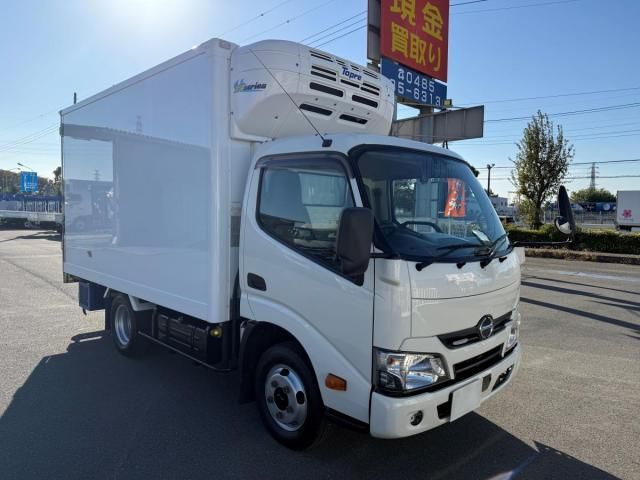 HINO DUTRO 2018