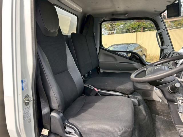 MITSUBISHI CANTER 2018