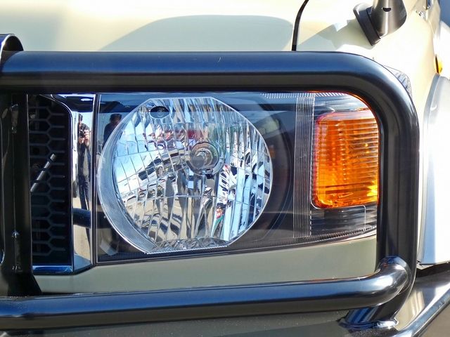 TOYOTA LANDCRUISER van 2015