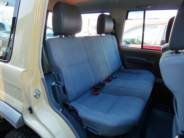 TOYOTA LANDCRUISER van 2015