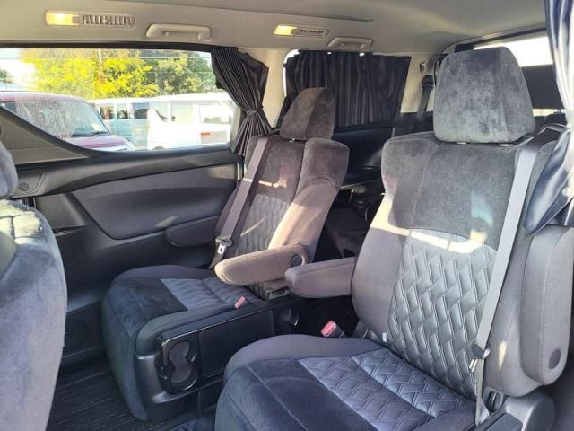 TOYOTA VELLFIRE 2019