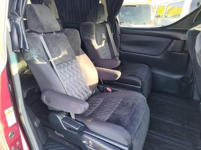 TOYOTA VELLFIRE 2019