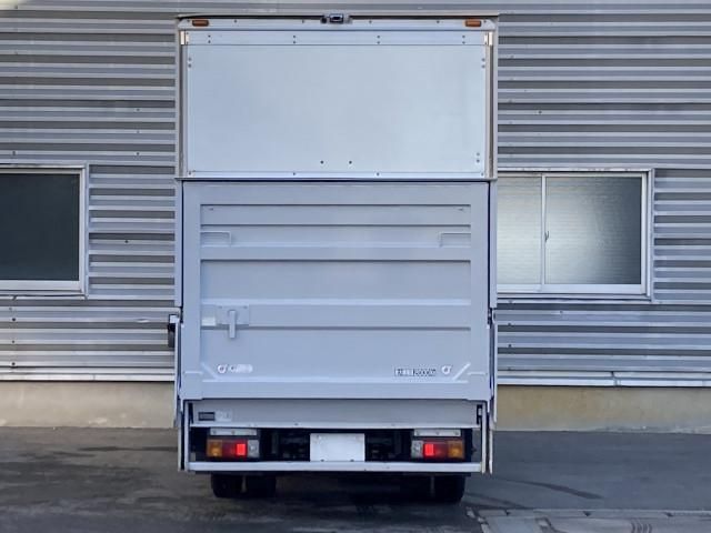 TOYOTA DYNA 2020