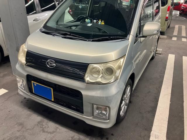 DAIHATSU MOVE CUSTOM 2009
