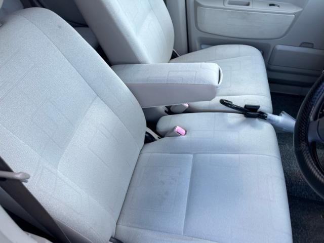 MITSUBISHI eK WAGON 2005