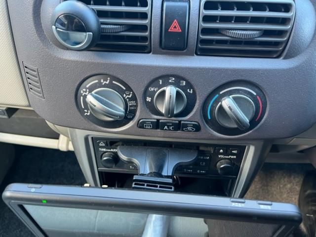 MITSUBISHI eK WAGON 2005