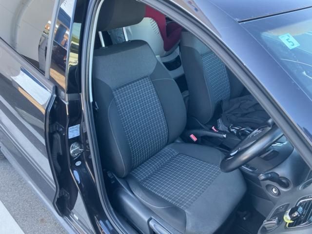 VOLKSWAGEN VOLKSWAGEN POLO 2015