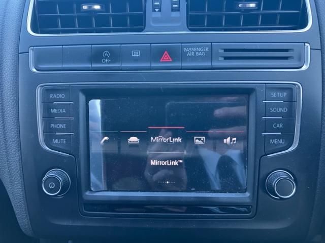 VOLKSWAGEN VOLKSWAGEN POLO 2015