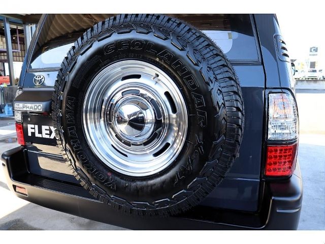 TOYOTA LANDCRUISER PRADO 2001