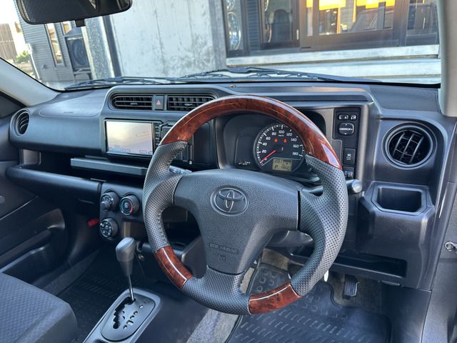 TOYOTA PROBOX van 4WD 2018