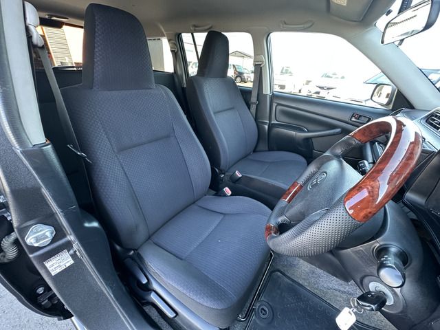 TOYOTA PROBOX van 4WD 2018