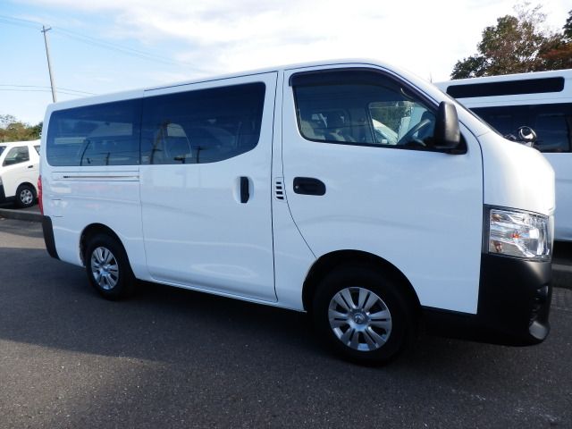 NISSAN NV350 CARAVAN 4WD 2018