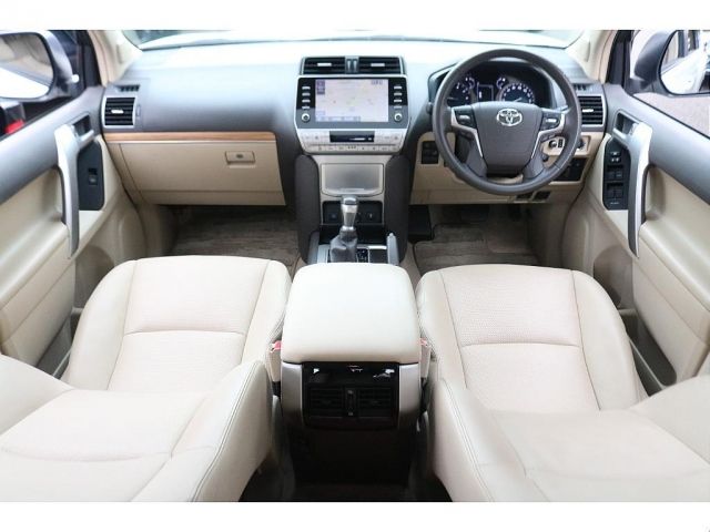 TOYOTA LANDCRUISER PRADO 2022