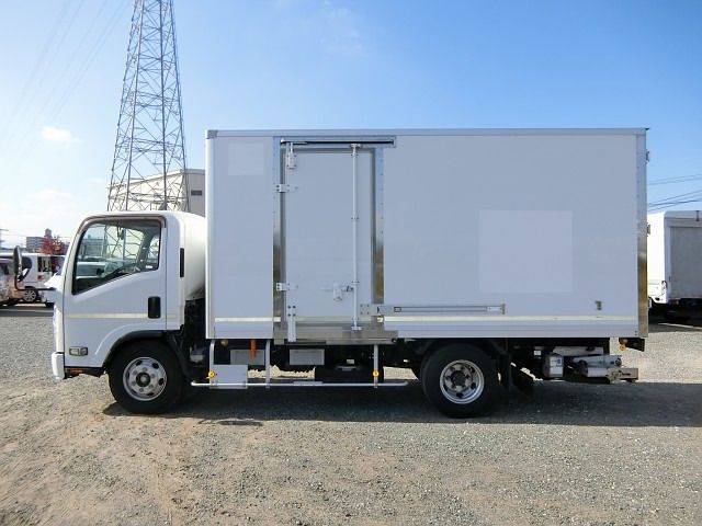 ISUZU ELF 2016