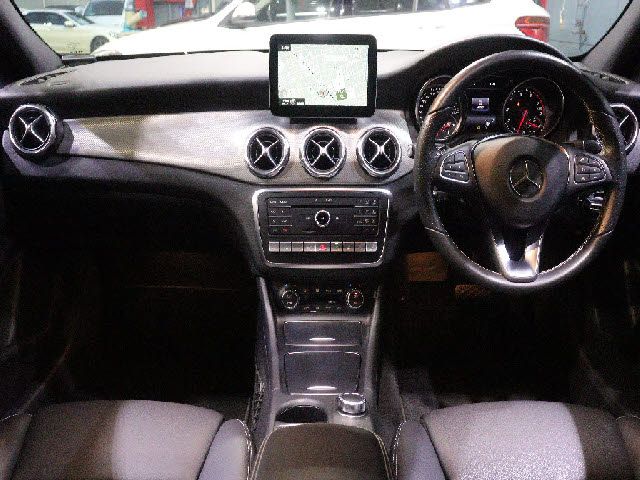 MERCEDES BENZ MERCEDES BENZ GLA class 2017
