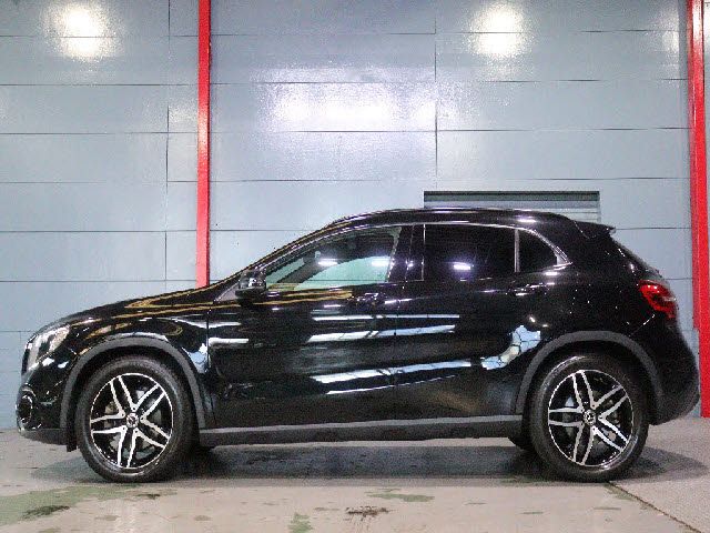 MERCEDES BENZ MERCEDES BENZ GLA class 2017