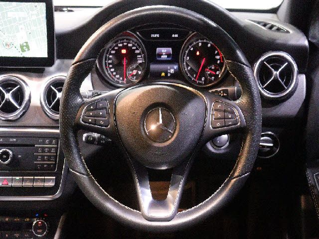 MERCEDES BENZ MERCEDES BENZ GLA class 2017