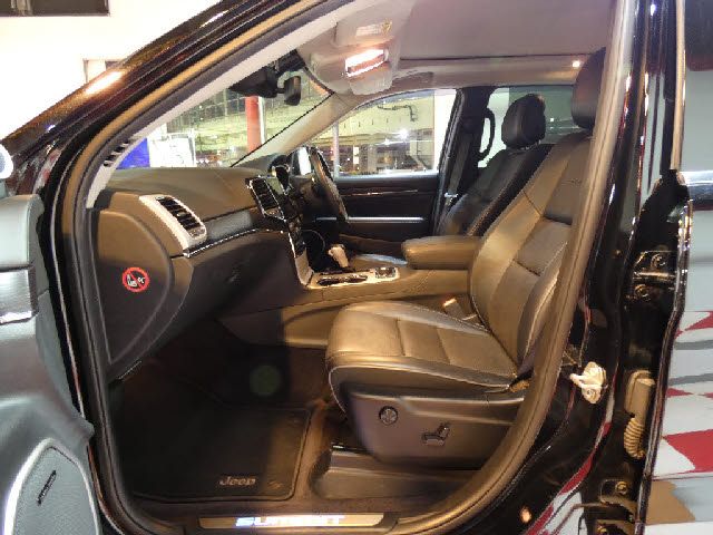 JEEP JEEP GRAND CHEROKEE 2019