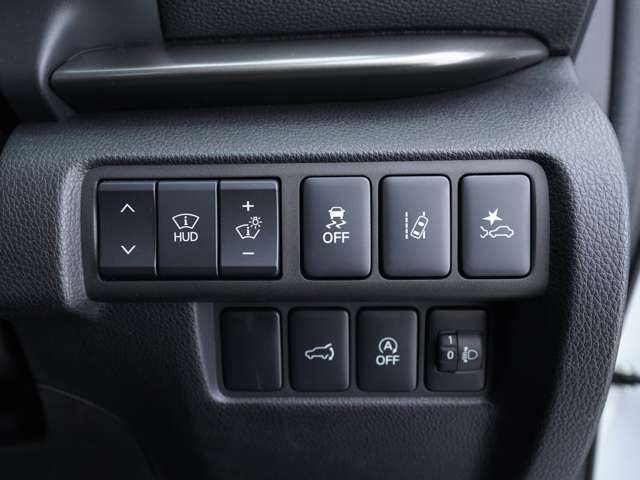 MITSUBISHI ECLIPSE CROSS 4WD 2024