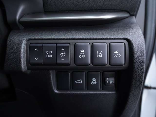 MITSUBISHI ECLIPSE CROSS 4WD 2024