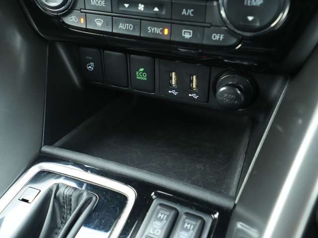 MITSUBISHI ECLIPSE CROSS 4WD 2024