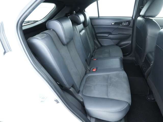 MITSUBISHI ECLIPSE CROSS 4WD 2024