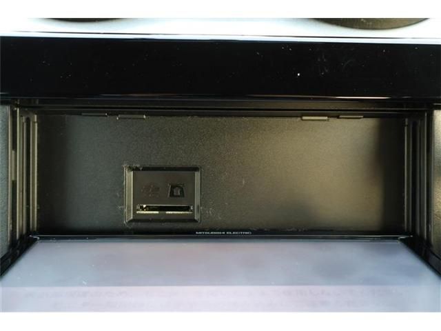 SUZUKI SWIFT 4WD 2018