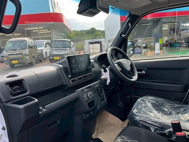 DAIHATSU ATRAI van 2025