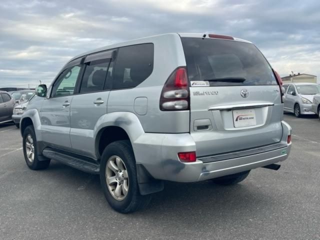 TOYOTA LANDCRUISER PRADO 2002