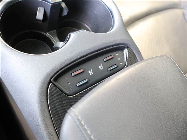 TOYOTA HARRIER HYBRID 2022