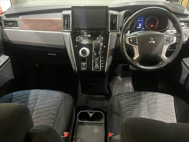 MITSUBISHI DELICA D:5 4WD 2020