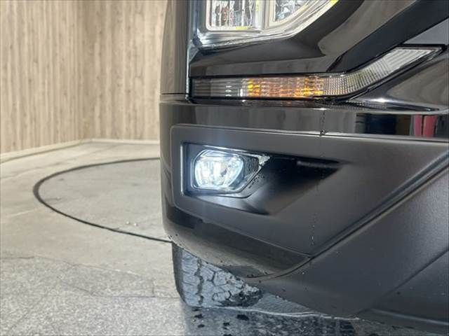 MITSUBISHI DELICA D:5 4WD 2020