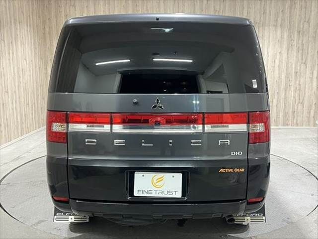 MITSUBISHI DELICA D:5 4WD 2018