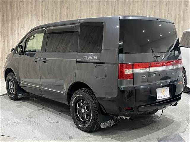 MITSUBISHI DELICA D:5 4WD 2018