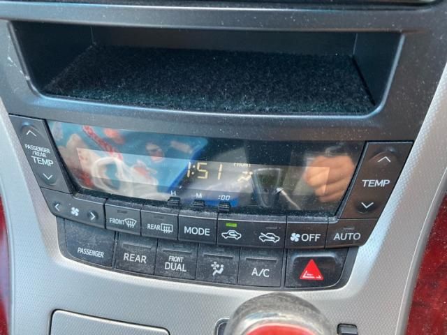 TOYOTA VELLFIRE 2008