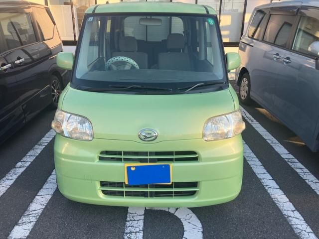 DAIHATSU TANTO 2011