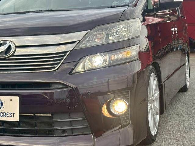 TOYOTA VELLFIRE 2011