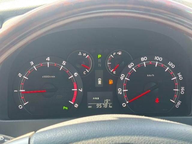 TOYOTA VELLFIRE 2011